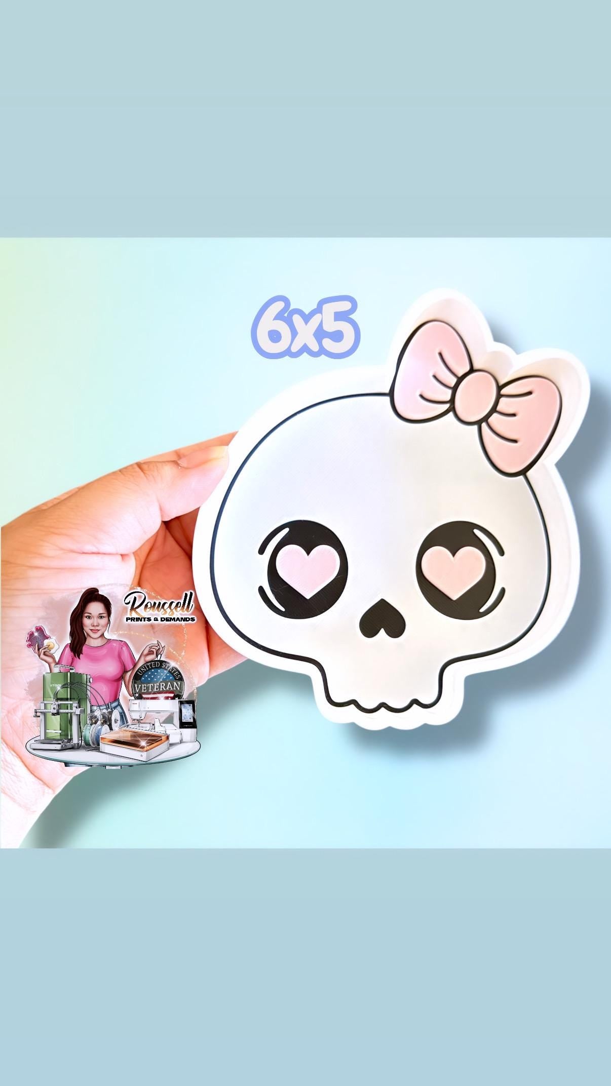 Skull with bow trinket tray 3d printed PLA