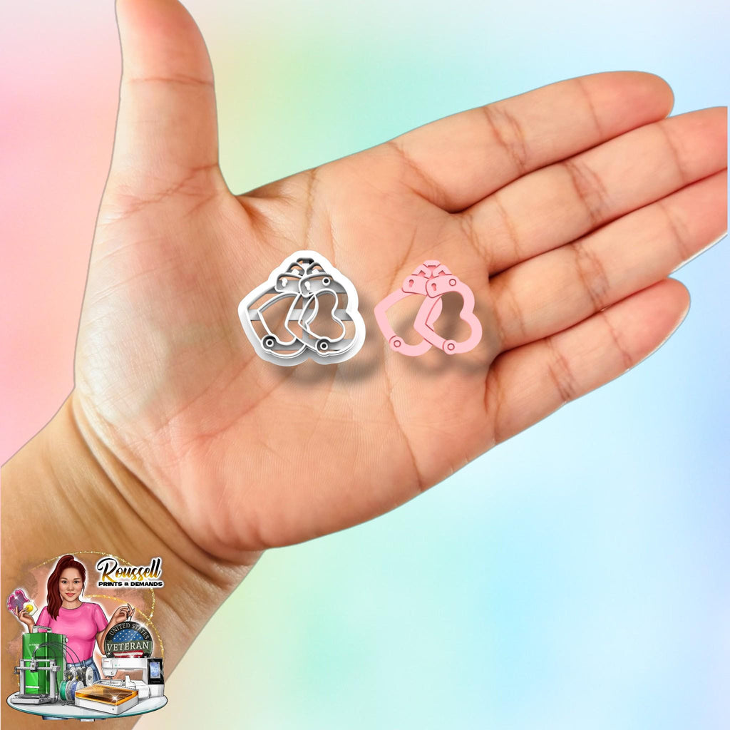 Heart Handcuffs Cutter 3d printed