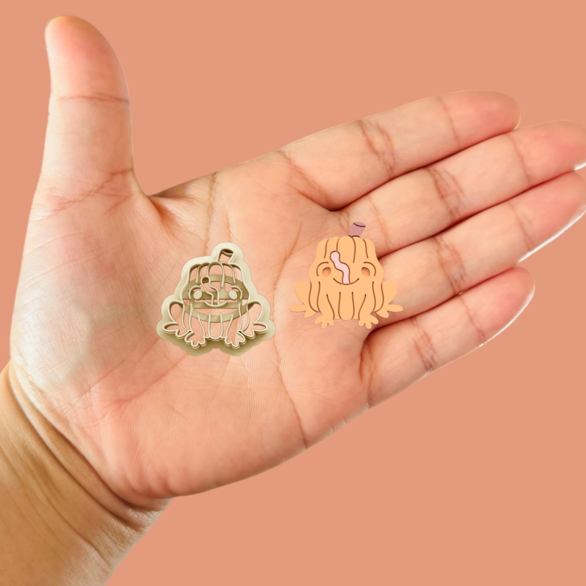 Toad Pumpkin Clay Cutters