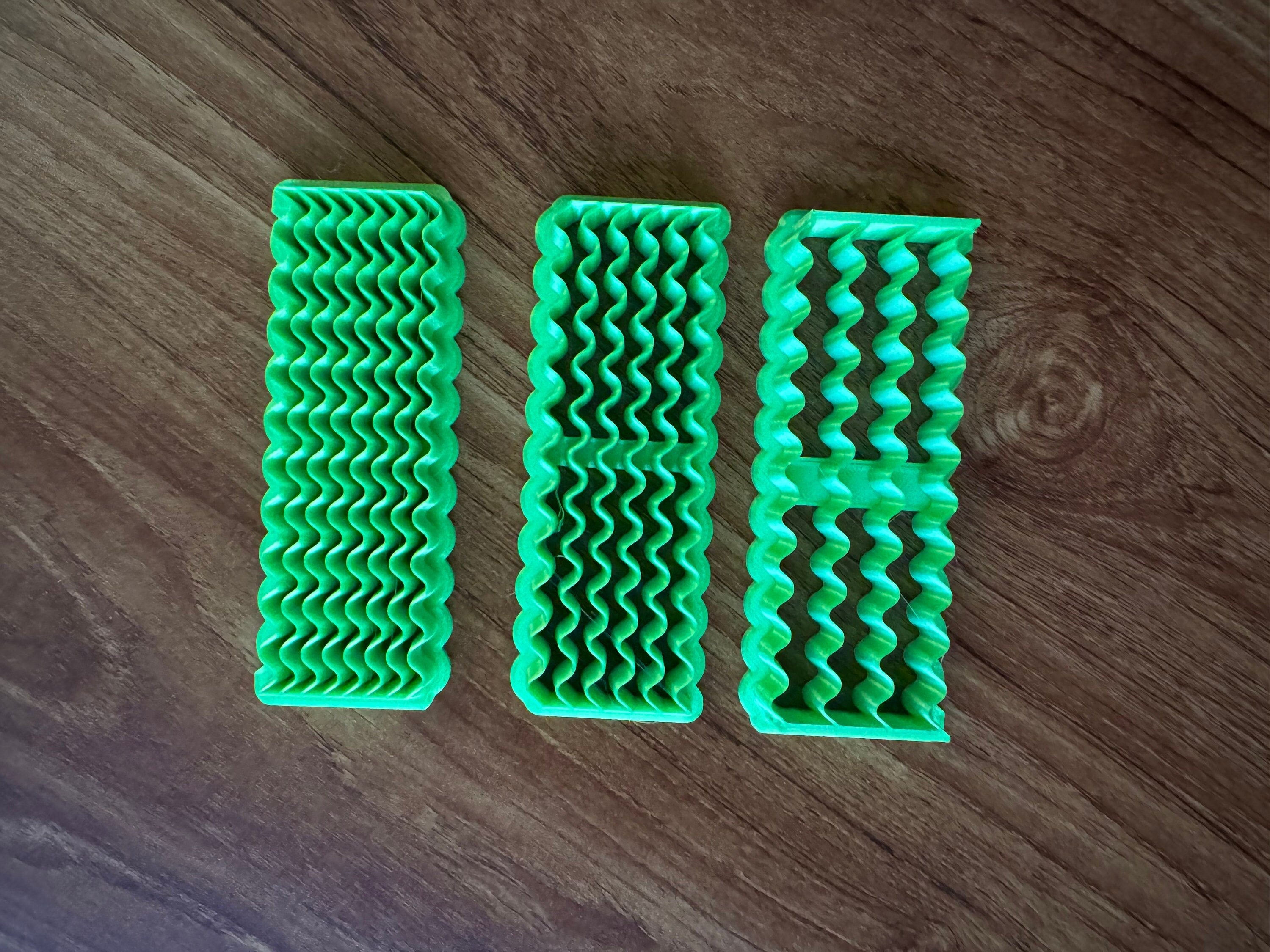 Wavy Polymer Clay Cutter: Wave Clay Slab Tool