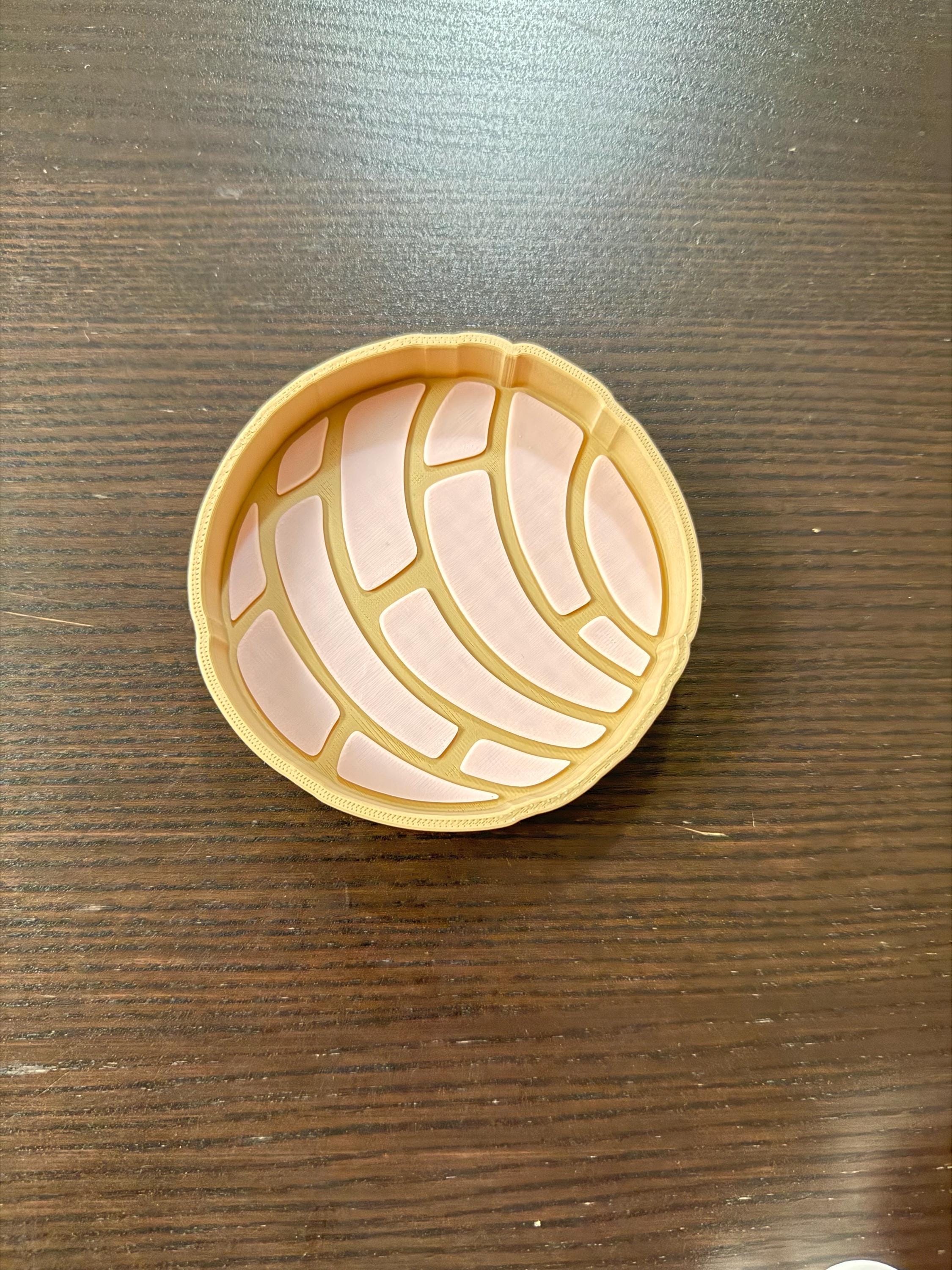 Round Concha  trinket tray 3d printed PLA