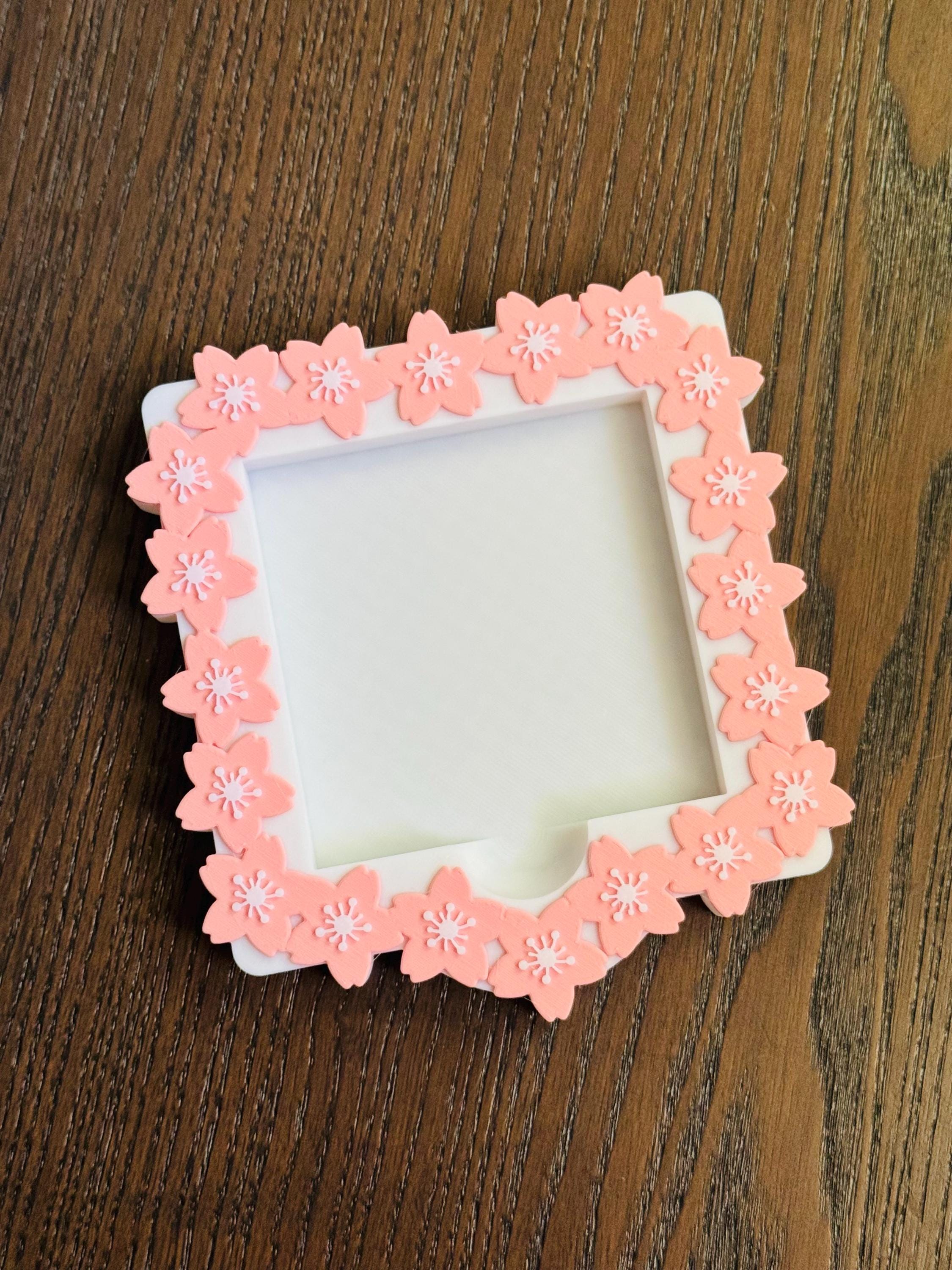 Cherry blossom  Sticky Note Holder 3d printed no resin added