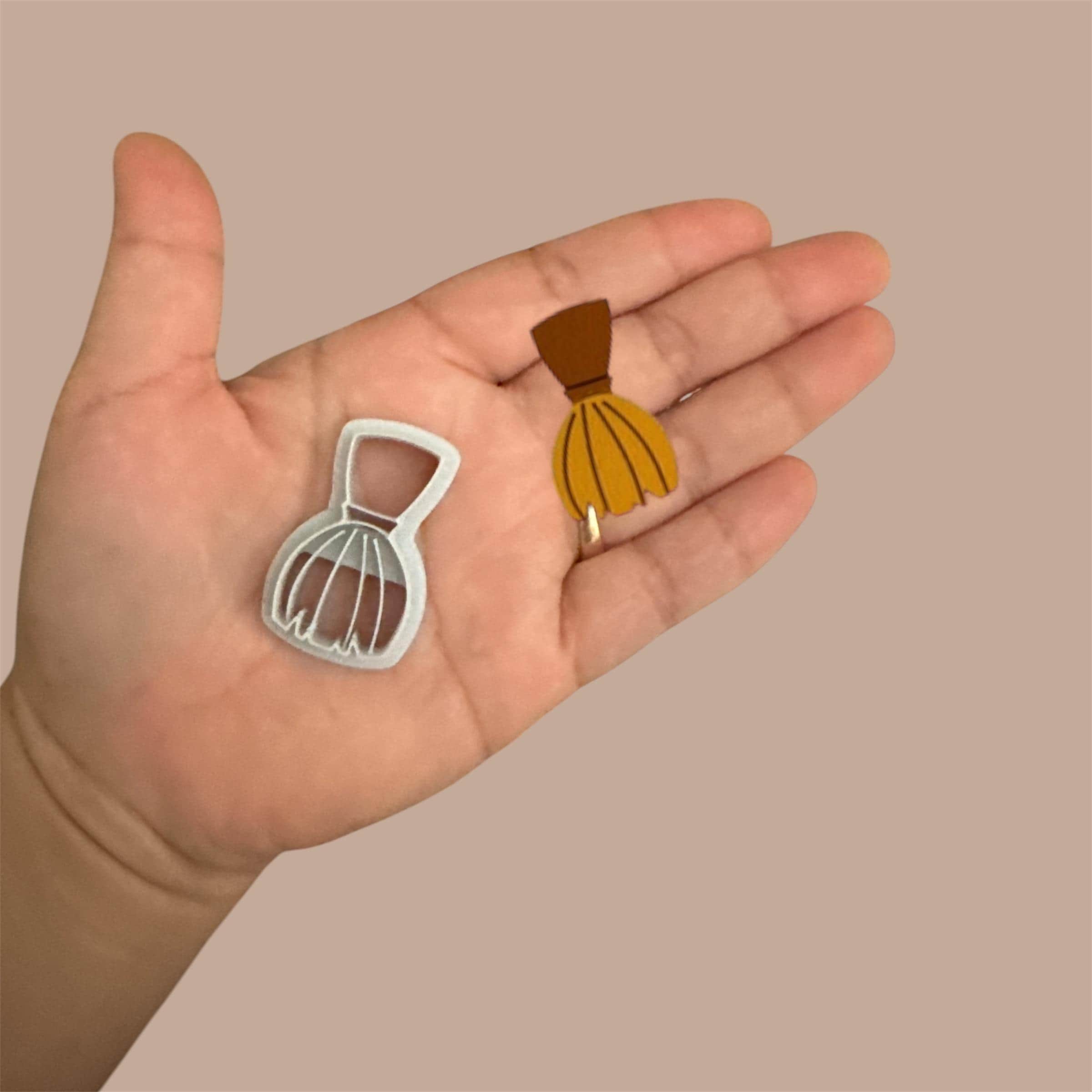 Broom Polymer Clay Cutter: 3D Printed Craft Tool
